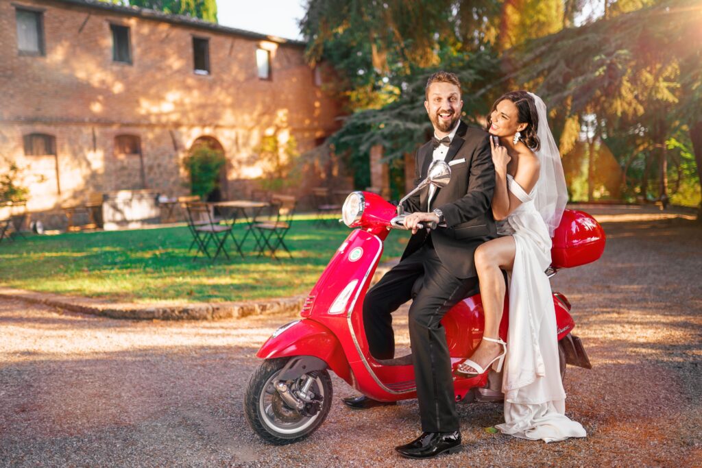 Wedding couple, Newlyweds, portrait, vespa, italy, fun