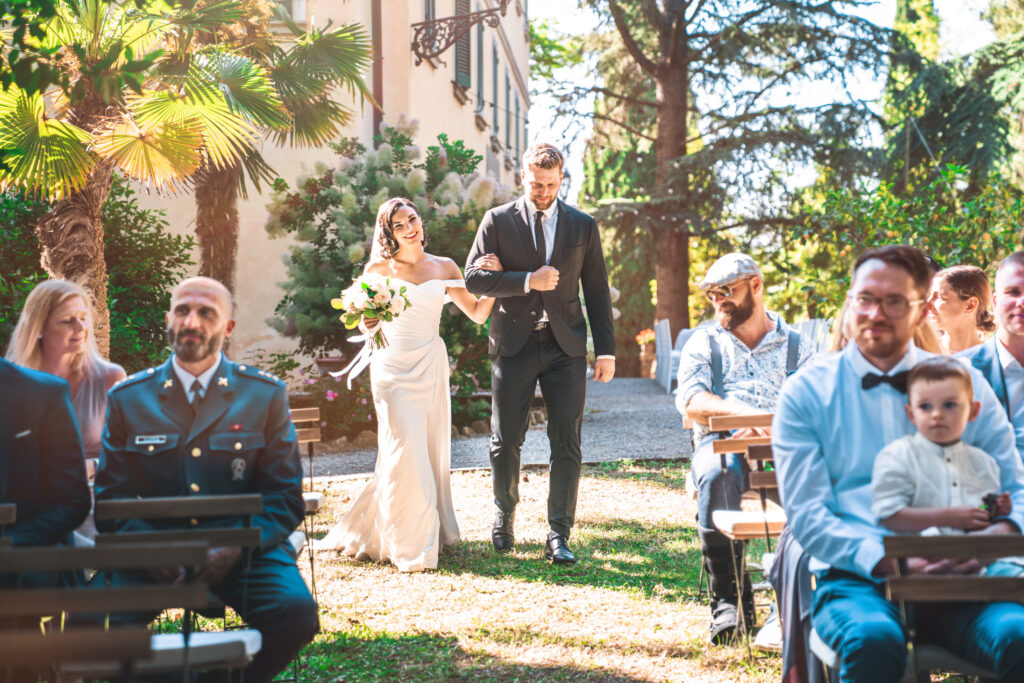 Bride, Wedding ceremony, walk