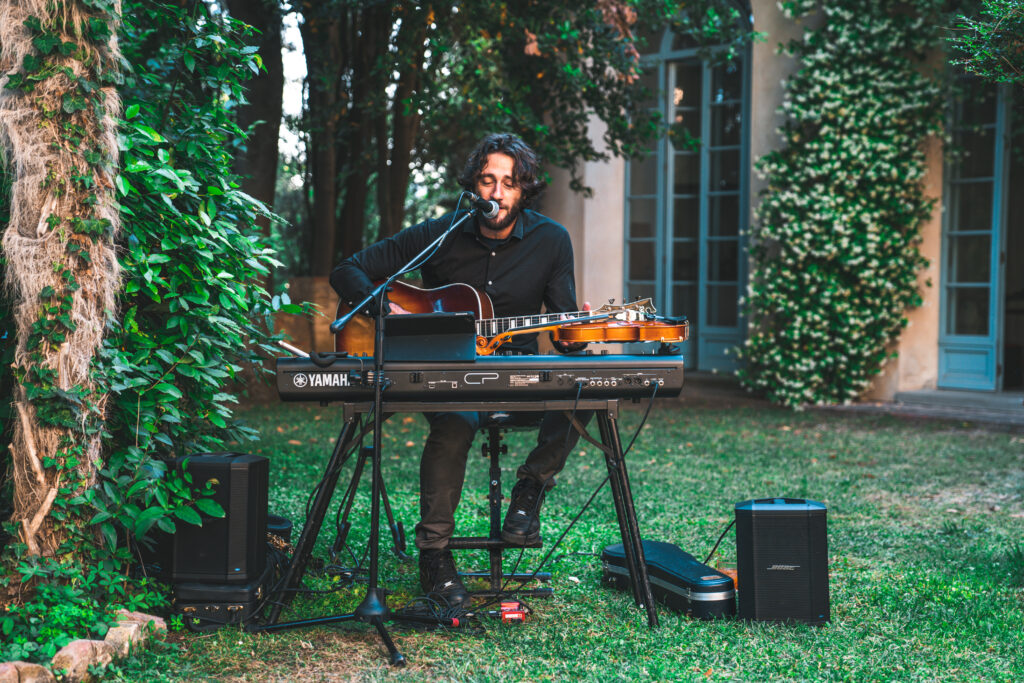 Wedding ceremony, musician, music, garden party